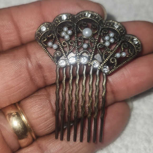 Vintage Style Filigree Hair Comb Antique Bronze Faux Pearl Rhinestone Art Deco - Picture 11 of 13